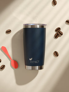 Dunkelblauer Premium Firmen - Kaffeebecher mit Logo - Gravur | B2B Corporate Gifts - impact zurich