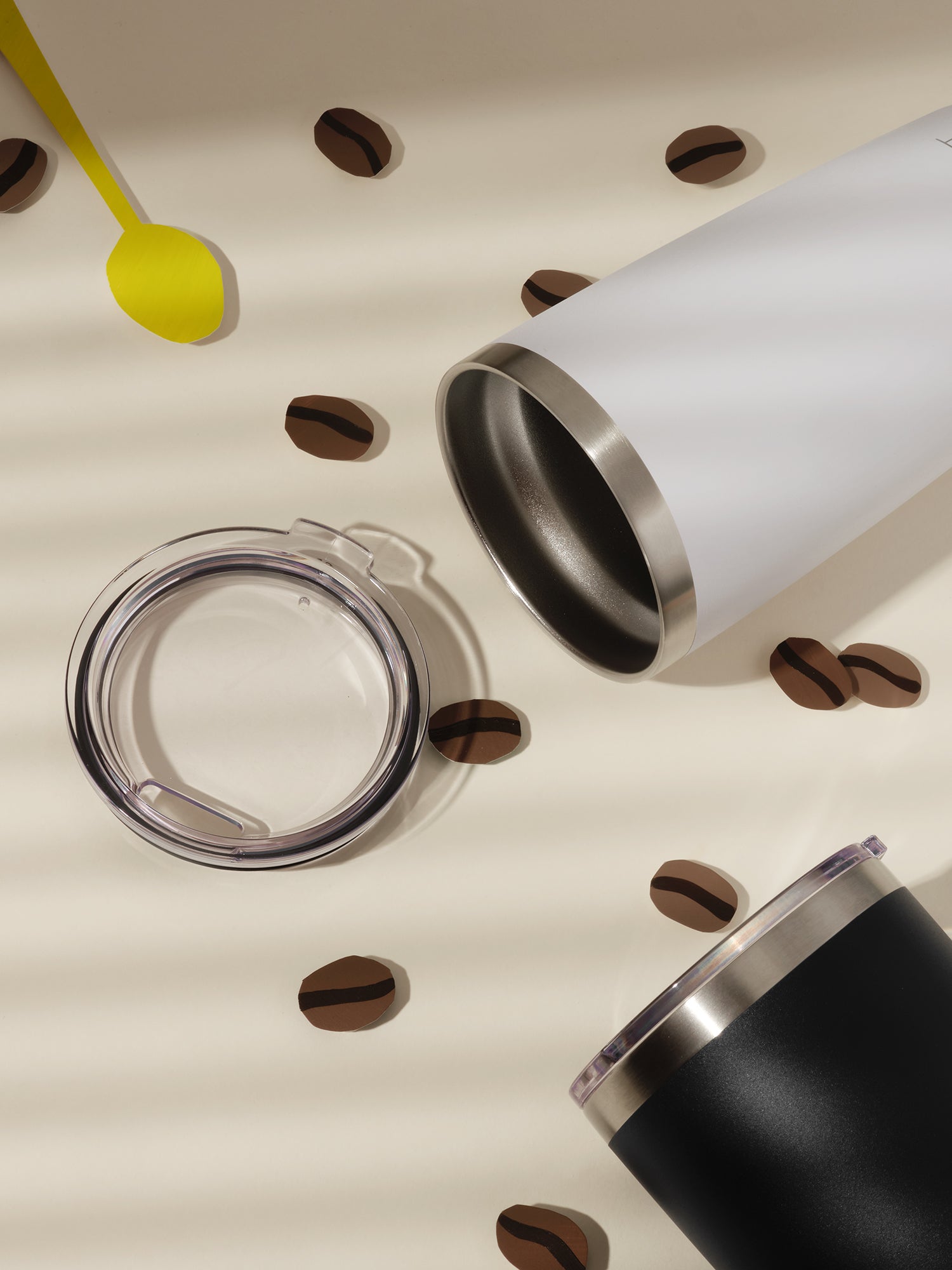 Weisser Premium Firmen - Kaffeebecher mit Logo - Gravur | B2B Corporate Gifts - impact zurich