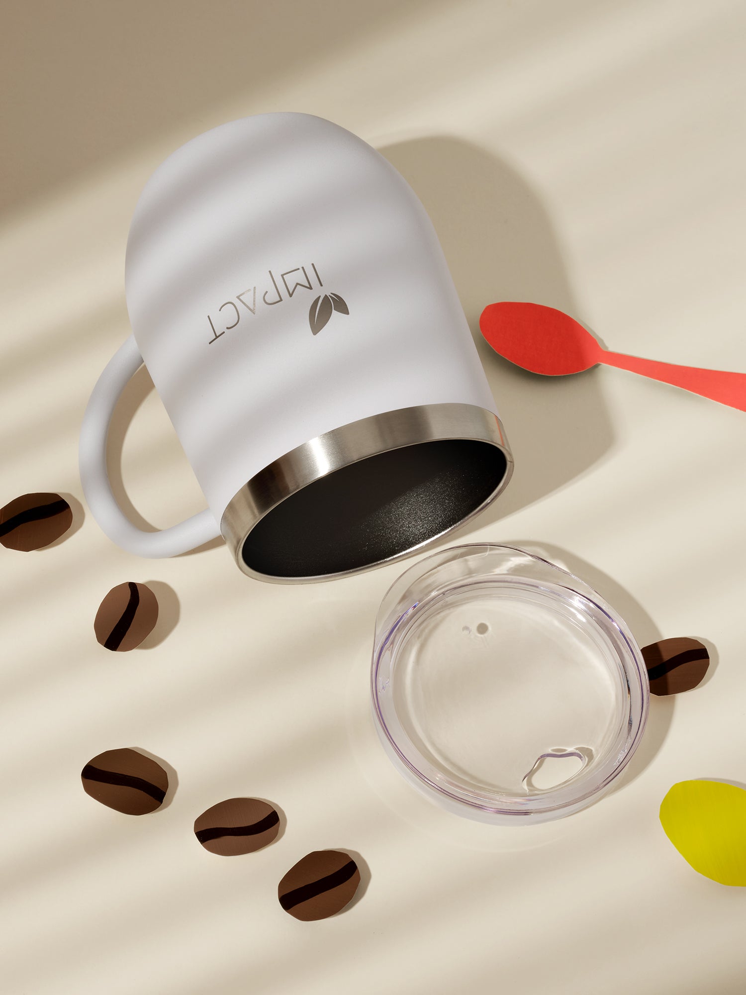 Weisser Premium Firmen - Kaffeebecher mit Logo - Gravur | B2B Corporate Gifts - impact zurich