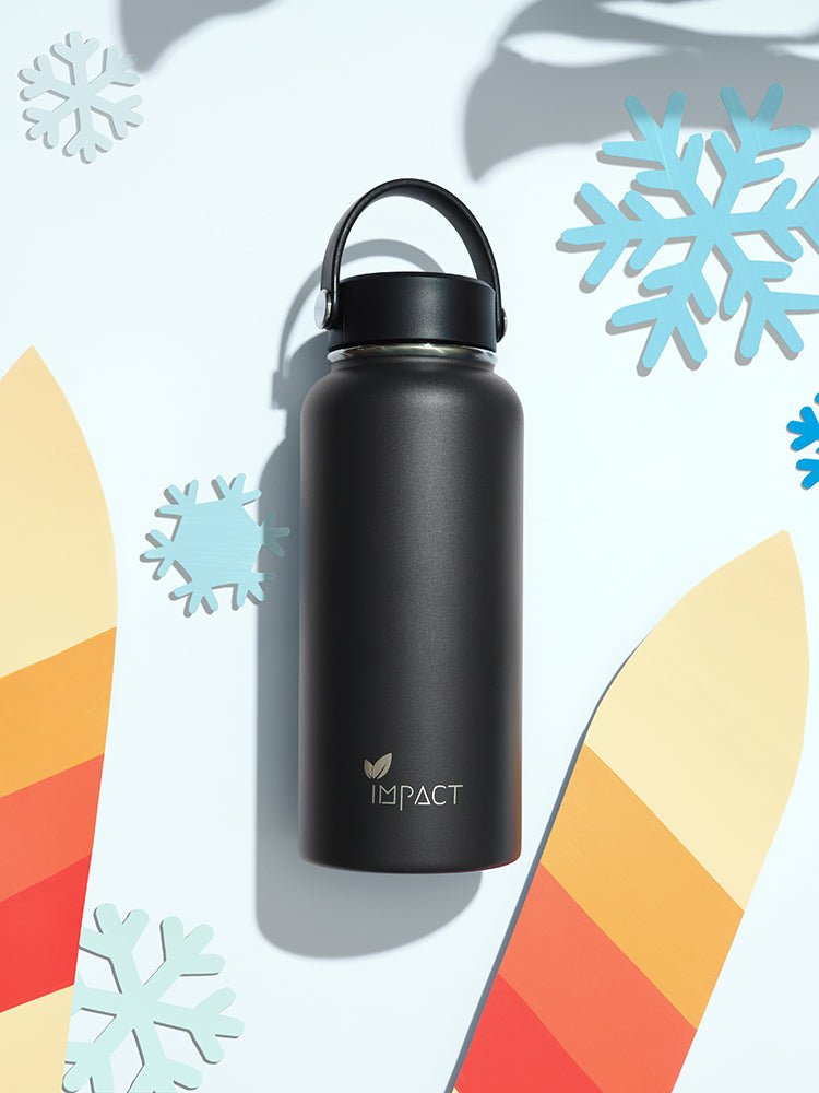 Alpine Black - Schwarze Premium Firmen - Trinkflasche mit Logo - Gravur | B2B Corporate Gifts - impact zurich