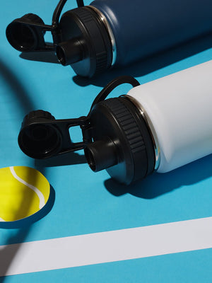 Sport White - Weisse Premium Sport - Trinkflasche mit Logo - Gravur | B2B Corporate Gifts - impact zurich